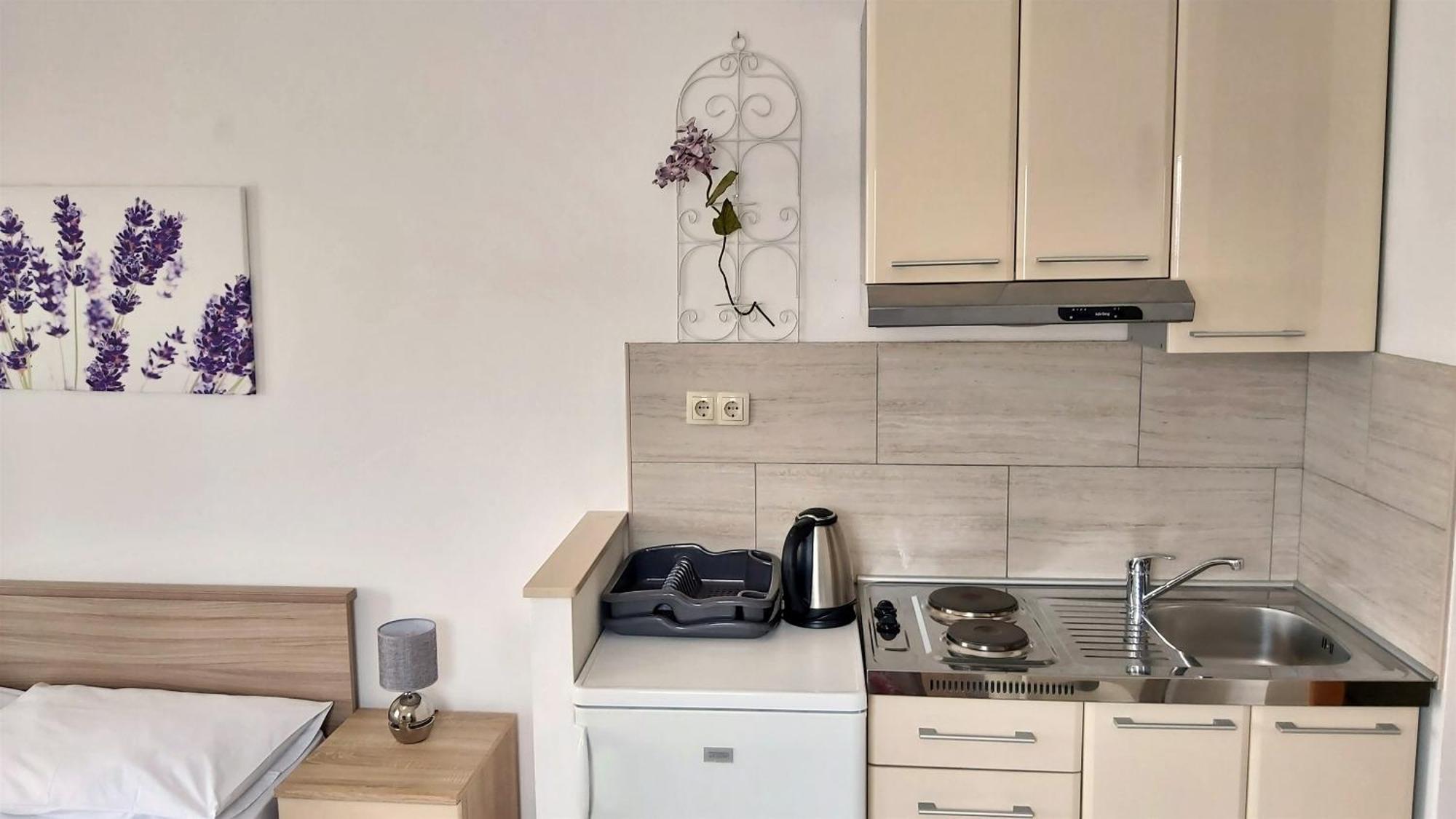 Apartments Nemira โอมิช ห้อง รูปภาพ